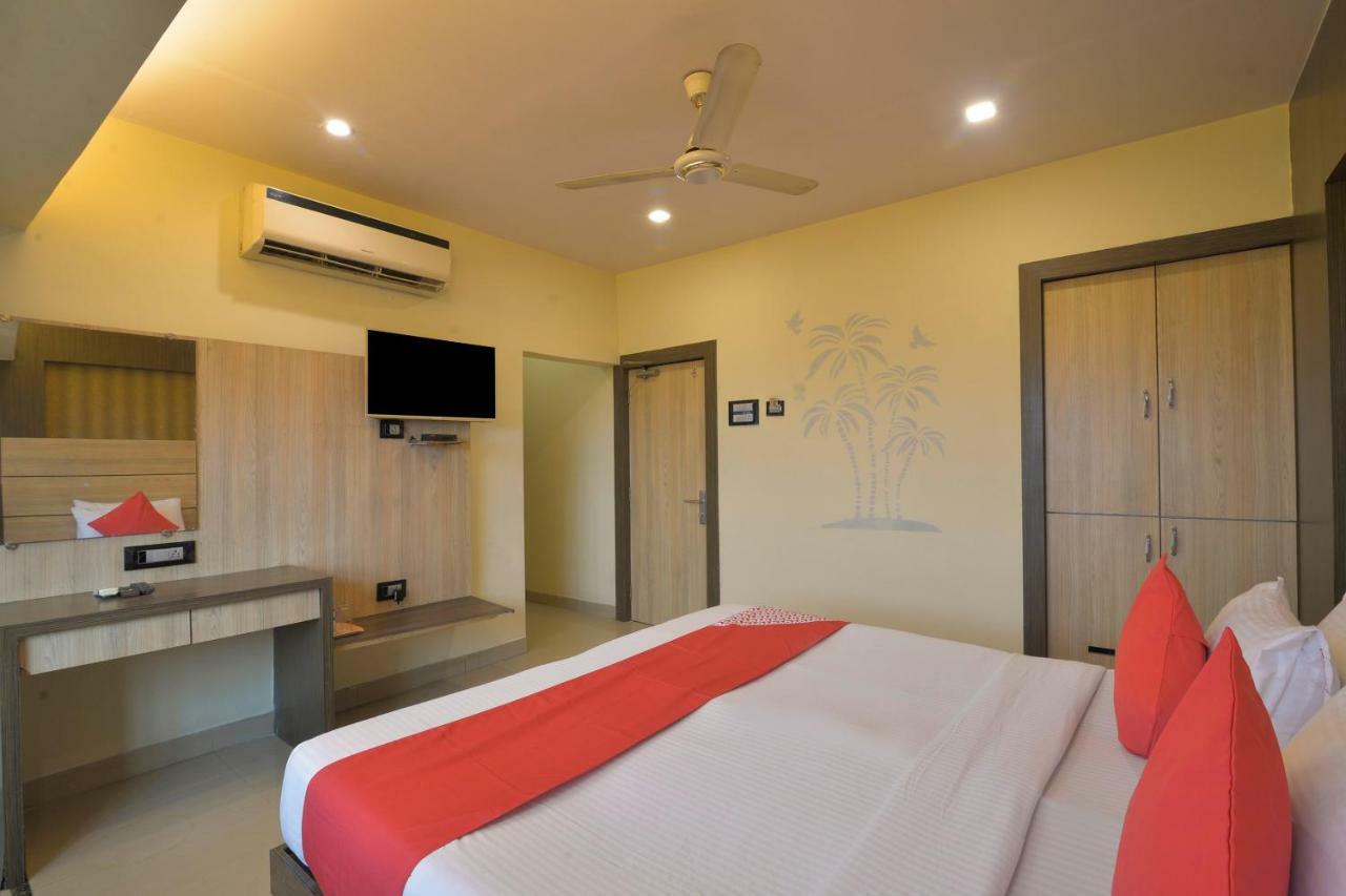 Oyo 3287 Hotel Mansarovar 나비뭄바이 외부 사진